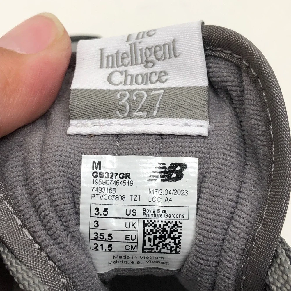 New Balance 327‎ Sneakers Unisex Size 3.5 Kids Grey White GS327GR Running Shoes